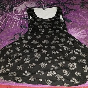 Black skull and flowers dress